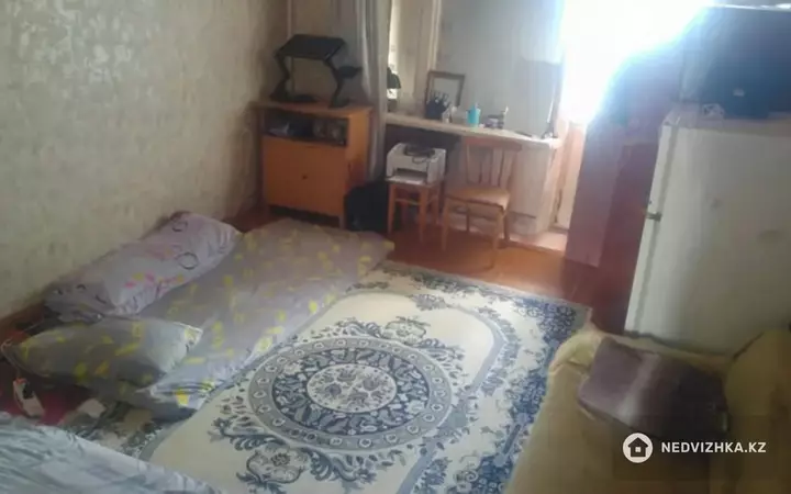 1-комнатная квартира, этаж 4 из 4, 32 м², На длительный срок