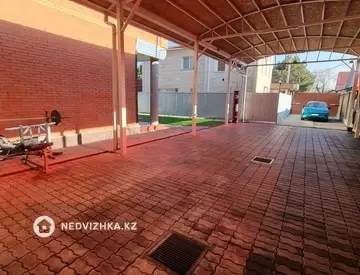4-комнатный дом, 6.1 соток, 159 м²