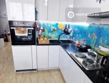 2-комнатная квартира, этаж 11 из 15, 85 м², миниатюра 11