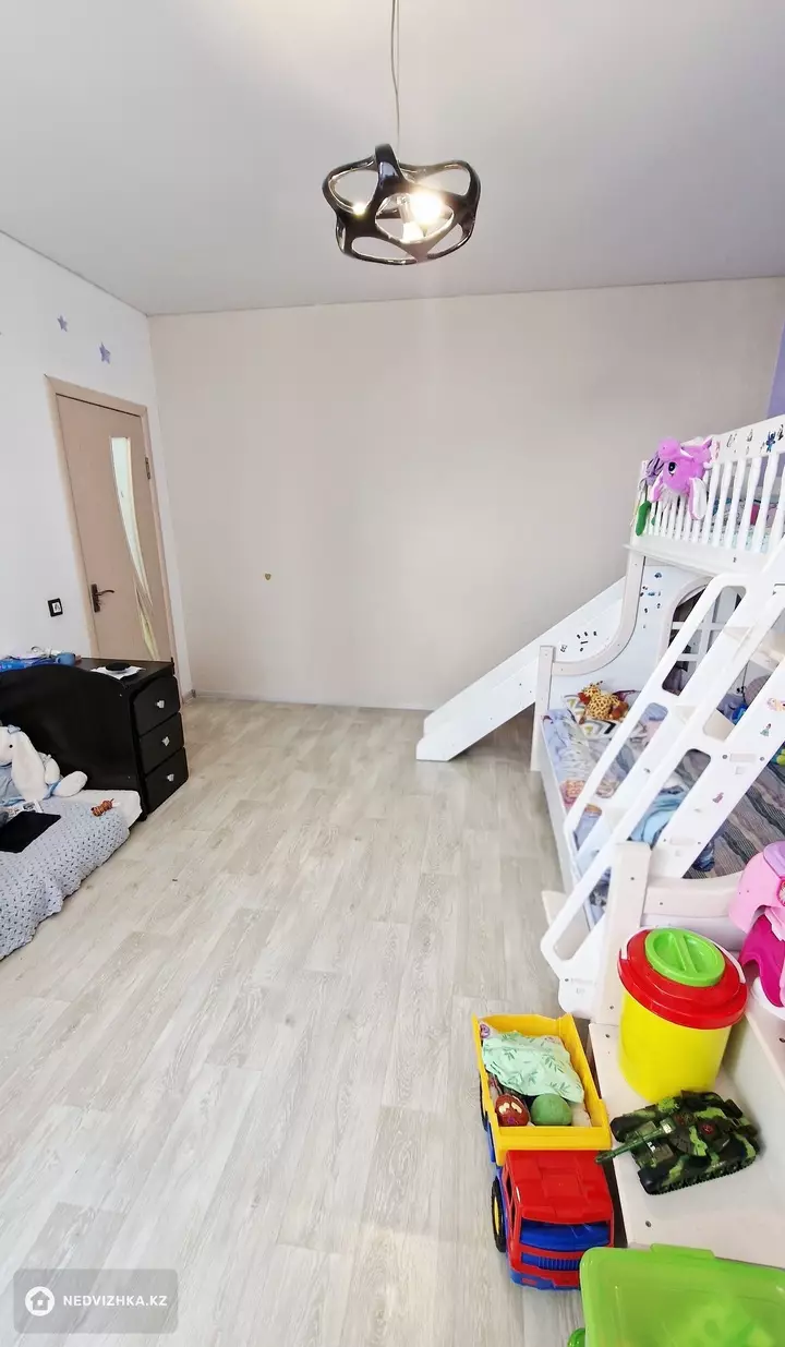 2-комнатная квартира, этаж 11 из 15, 86 м², фотография 5