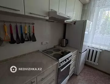 3-комнатная квартира, этаж 1 из 9, 62 м²