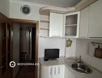 3-комнатная квартира, этаж 1 из 9, 62 м²