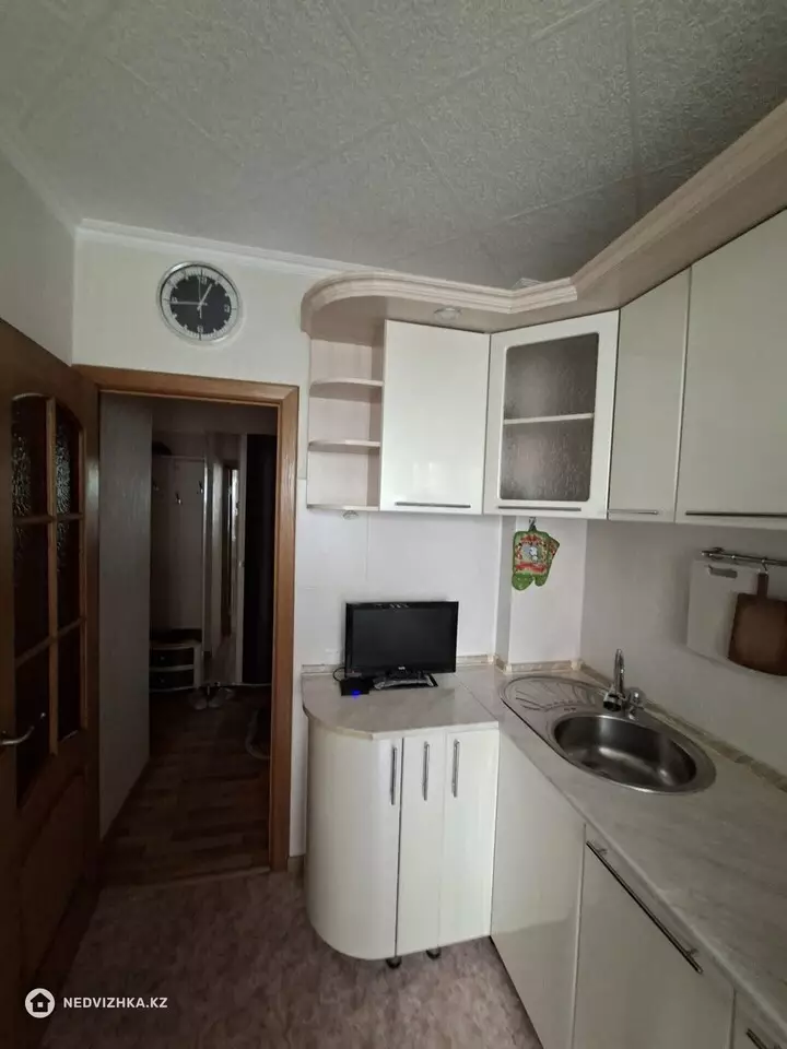 3-комнатная квартира, этаж 1 из 9, 62 м², фотография 4