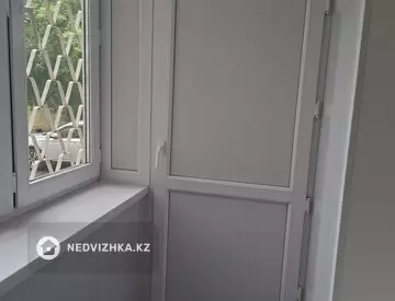 3-комнатная квартира, этаж 1 из 9, 62 м², миниатюра 10