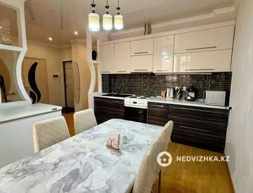 2-комнатная квартира, этаж 17 из 22, 67 м²