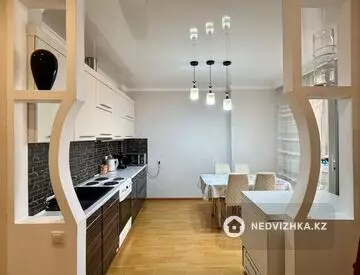 2-бөлмелі пәтер, қабат 17 барлық қабат саны 22, 67 м², 8-нобай