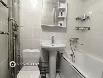 2-комнатная квартира, этаж 2 из 5, 42 м², миниатюра 4