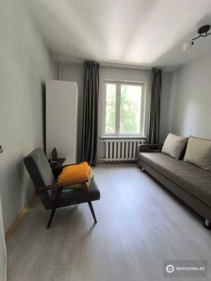 2-комнатная квартира, этаж 2 из 5, 42 м²