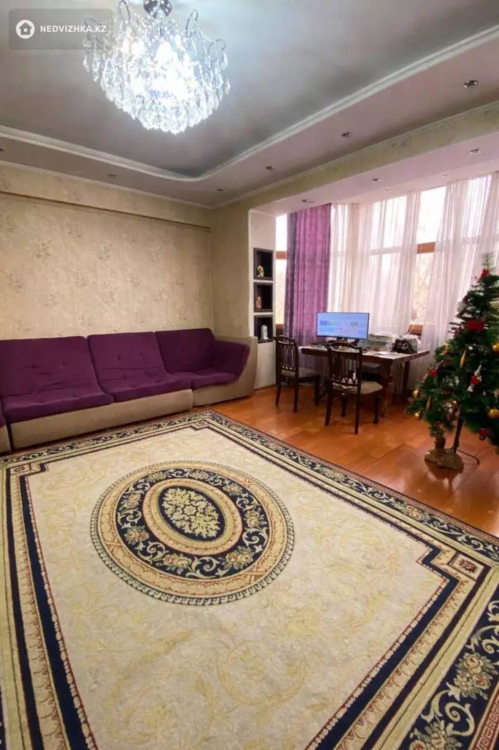 2-комнатная квартира, этаж 2 из 5, 89 м², фотография 4