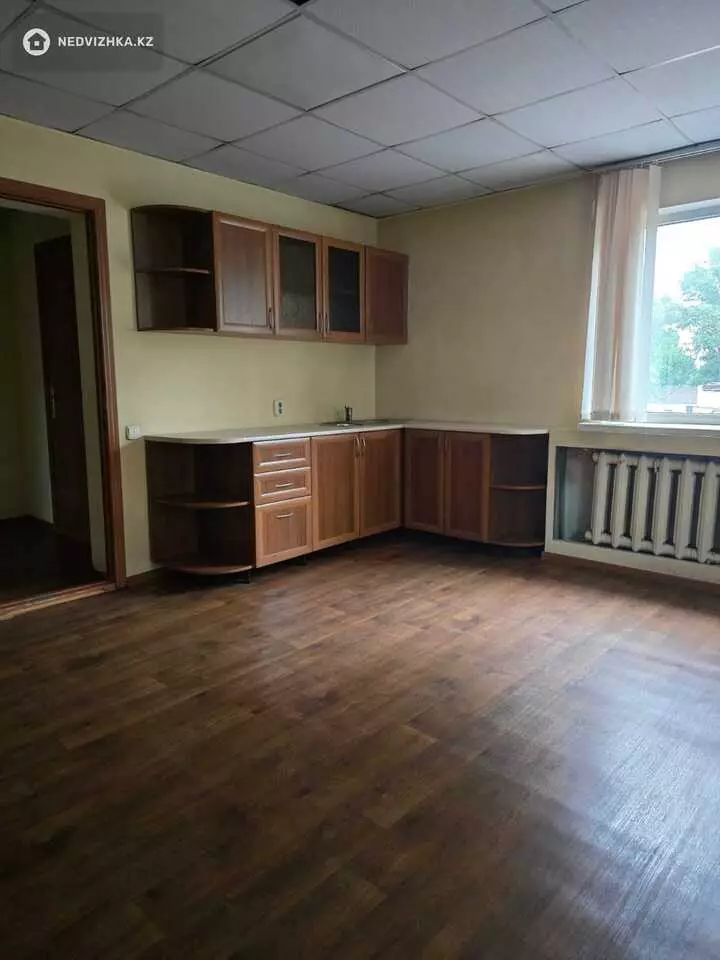Офис, этаж 2 из 2, 400 м², На длительный срок, фотография 3