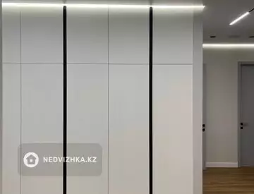 4-комнатная квартира, этаж 7 из 9, 140 м²