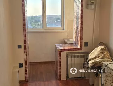1-комнатная квартира, этаж 5 из 5, 44 м², миниатюра 2