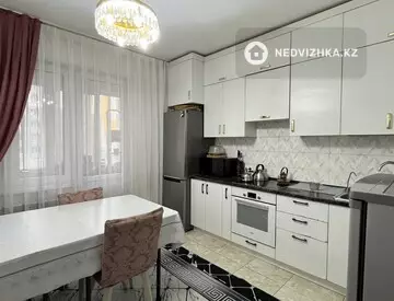 3-комнатная квартира, этаж 3 из 12, 83 м²