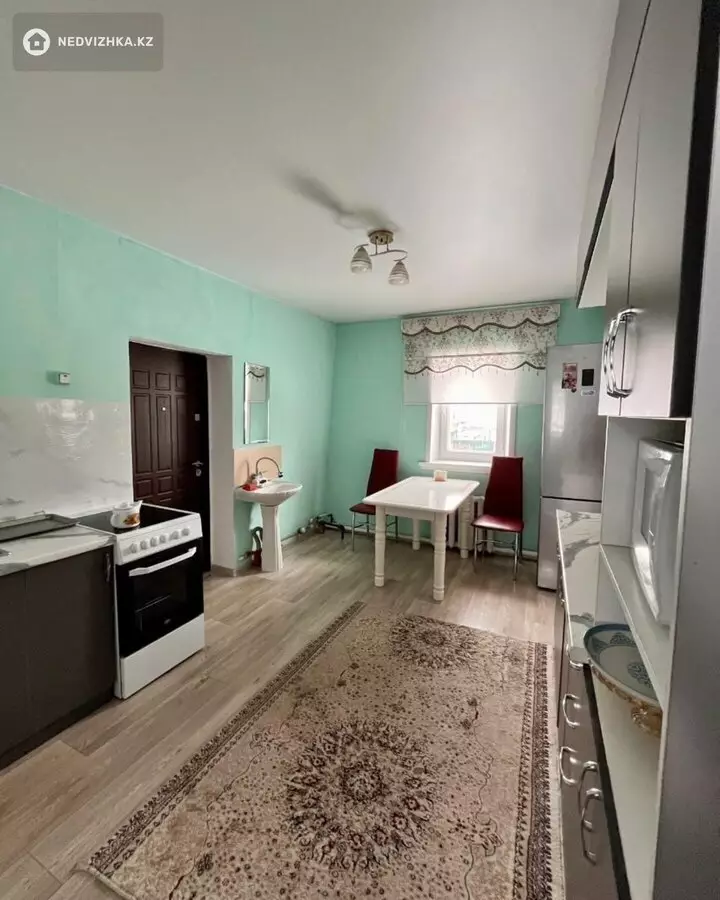 4-комнатная часть дома, 3 соток, 69 м², фотография 3