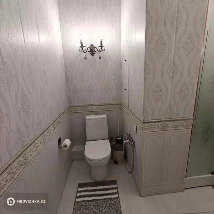 4-комнатная квартира, этаж 3 из 6, 148 м², фотография 3