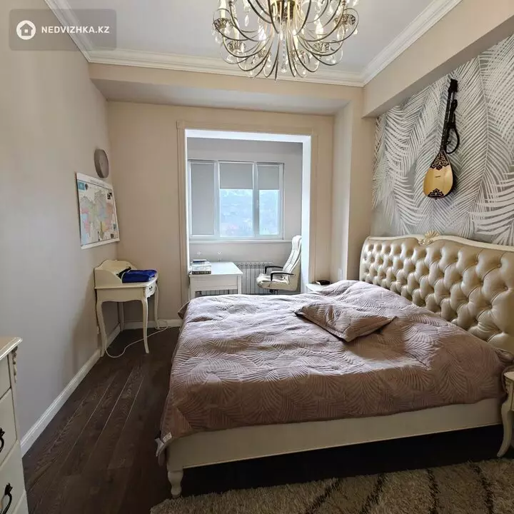 4-комнатная квартира, этаж 3 из 6, 148 м², фотография 4