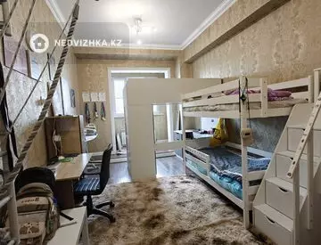 4-комнатная квартира, этаж 3 из 6, 148 м², миниатюра 10
