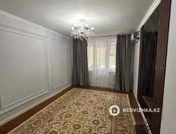 2-комнатная квартира, этаж 3 из 5, 50 м², На длительный срок