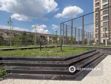 2-комнатная квартира, этаж 6 из 19, 60 м², миниатюра 6