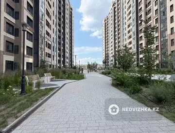 2-комнатная квартира, этаж 6 из 19, 60 м², миниатюра 9
