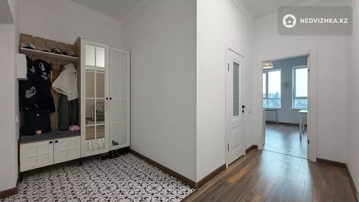 2-комнатная квартира, этаж 6 из 19, 60 м², фотография 3