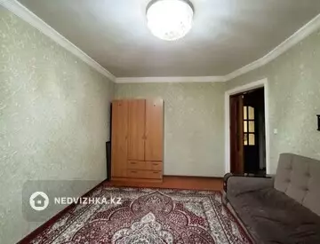 3-комнатная квартира, этаж 2 из 4, 80 м², На длительный срок
