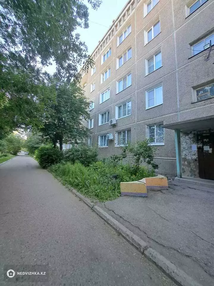 3-комнатная квартира, этаж 4 из 5, 70 м²