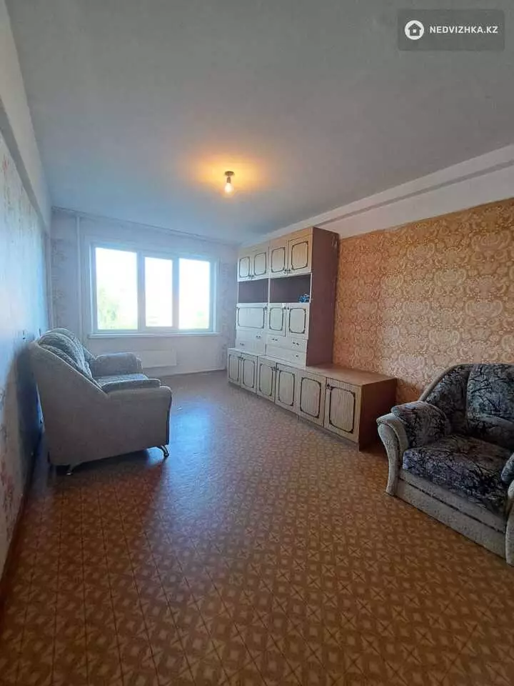 3-комнатная квартира, этаж 4 из 5, 70 м², фотография 4