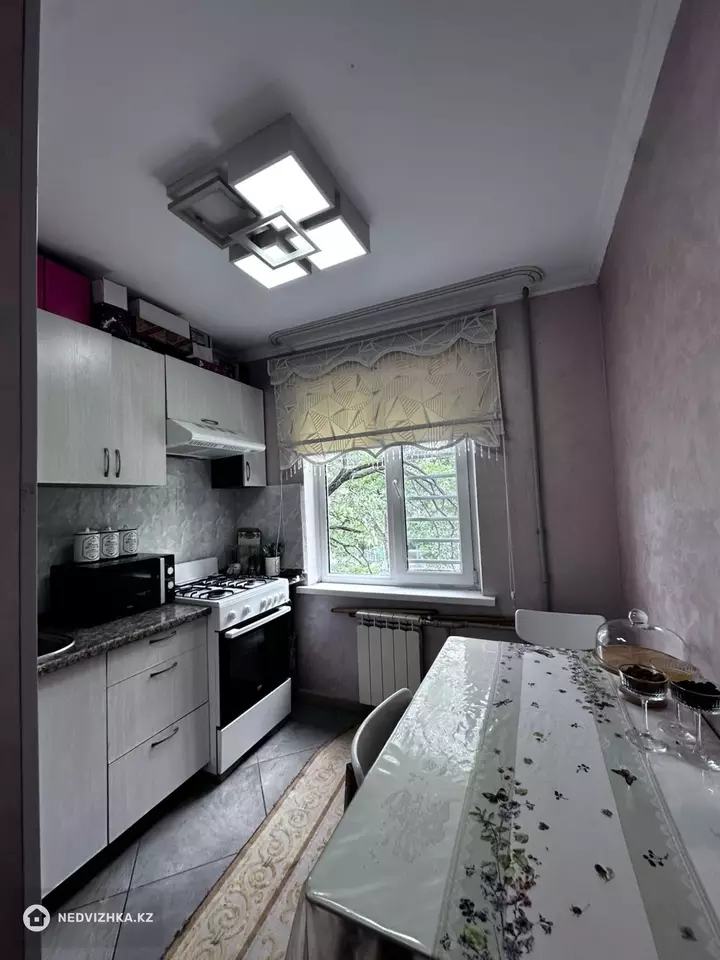 1-комнатная квартира, этаж 1 из 3, 35 м², фотография 3