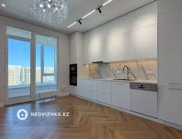 1-комнатная квартира, этаж 7 из 9, 94 м²