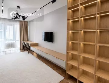 4-комнатная квартира, этаж 4 из 5, 236 м², миниатюра 5