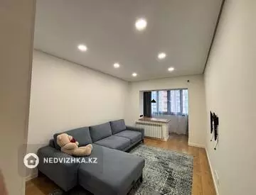 2-комнатная квартира, этаж 5 из 5, 52 м², миниатюра 3