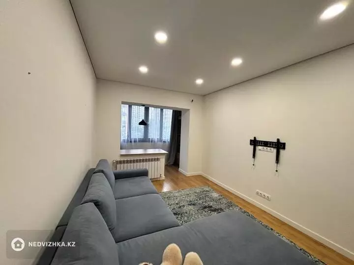 2-комнатная квартира, этаж 5 из 5, 52 м², фотография 2