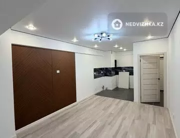 2-комнатная квартира, этаж 9 из 16, 45 м², миниатюра 1
