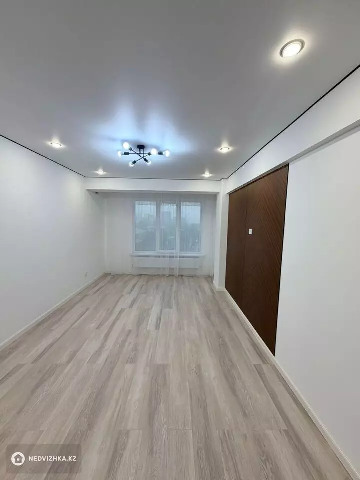 2-комнатная квартира, этаж 9 из 16, 45 м², фотография 5
