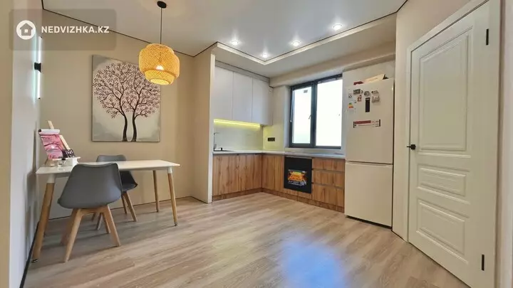 2-комнатная квартира, этаж 9 из 13, 46 м²