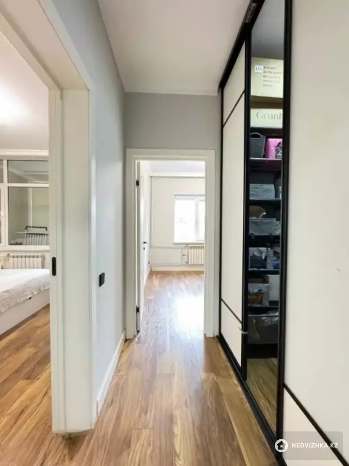 3-комнатная квартира, этаж 2 из 9, 75 м², фотография 5