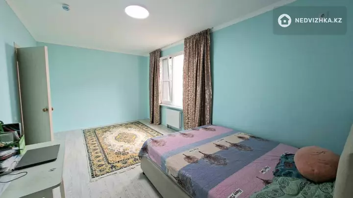 2-комнатная квартира, этаж 4 из 12, 60 м², фотография 4