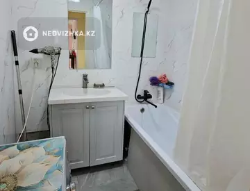 2-комнатная квартира, этаж 4 из 12, 60 м², миниатюра 11