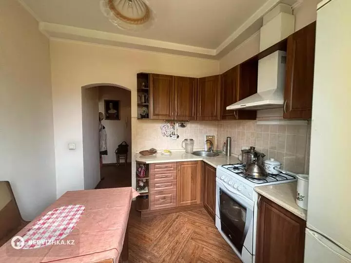 1-комнатная квартира, этаж 7 из 8, 40 м², фотография 3