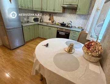 1-комнатная квартира, этаж 3 из 5, 37 м²