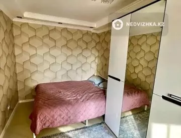 2-комнатная квартира, этаж 11 из 12, 62 м², миниатюра 5