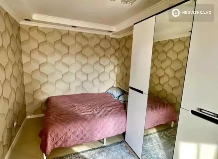 2-комнатная квартира, этаж 11 из 12, 62 м², фотография 5