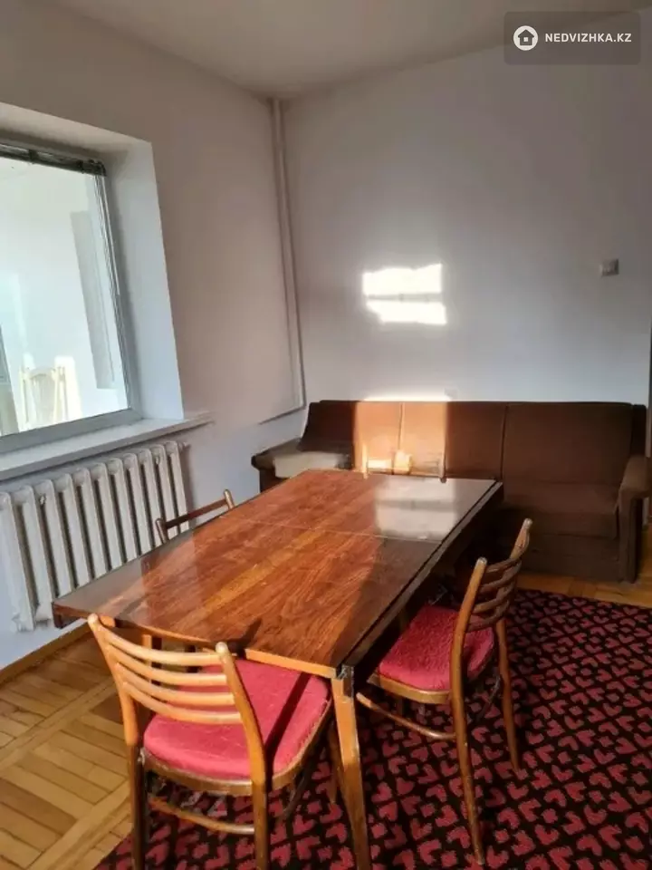 3-комнатная квартира, этаж 4 из 12, 78 м², фотография 3