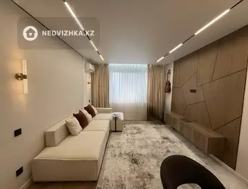 3-комнатная квартира, этаж 17 из 17, 72 м², миниатюра 2