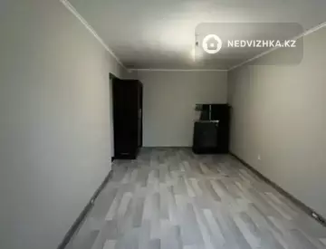 1-комнатная квартира, этаж 3 из 4, 31 м², миниатюра 3