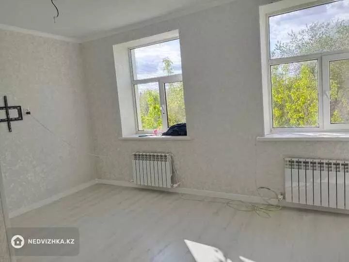 2-комнатная квартира, этаж 2 из 2, 78 м², фотография 5