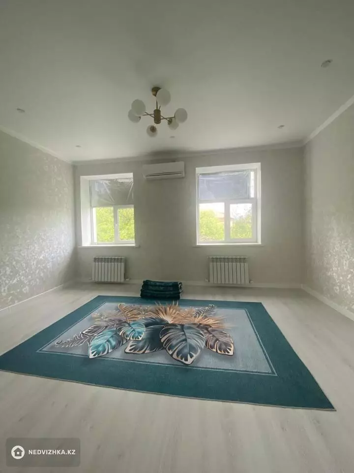 2-комнатная квартира, этаж 2 из 2, 78 м²