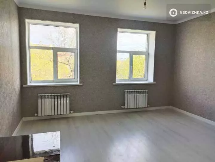 2-комнатная квартира, этаж 2 из 2, 78 м², фотография 4