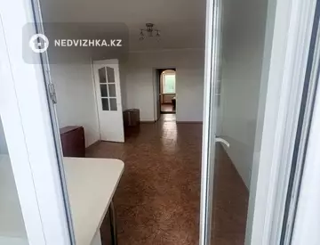 3-комнатная квартира, этаж 4 из 6, 79 м²